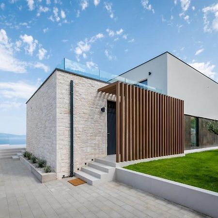 Villa Rovni By Istrialux Ravni Exterior photo
