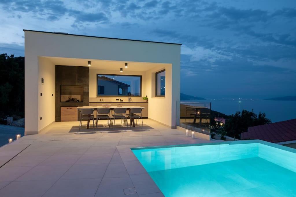 Villa Rovni By Istrialux Ravni Exterior photo